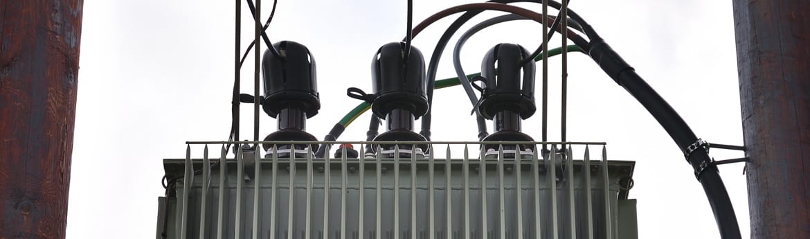 Välisalajaama transformaator. Foto iseloomustab elektrivarustuse tööd, mitte konkreetset jaama.